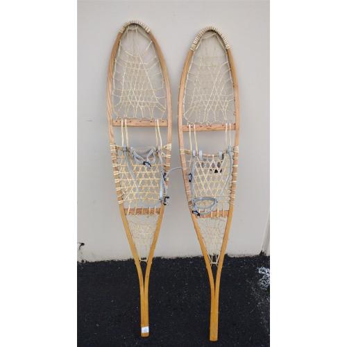 PAIR OF 12X60 TUBBS WOOD AND LEATHER SNOW SHOES
