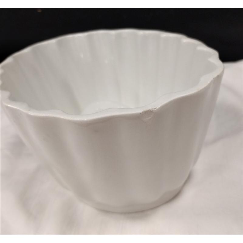 SIX PORCELAIN JELLO MOLDS