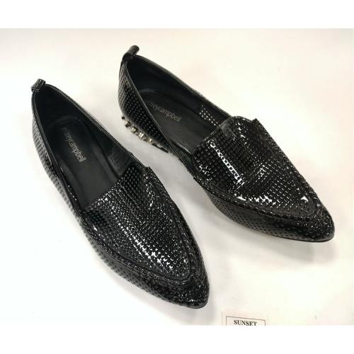 PAIR OF JEFFREY CAMPBELL SHOES SIZE 7.5.