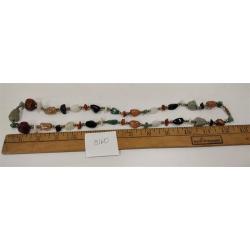 VINTAGE STONE BEAD NECKLACE