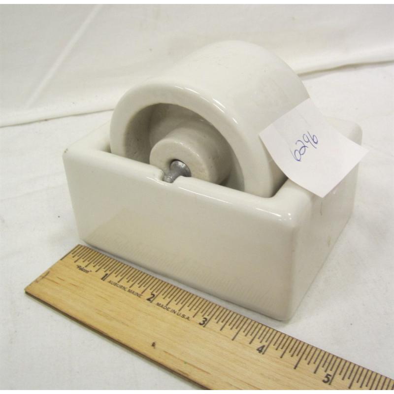 VINTAGE IDL SENIOR MOISTENER ROLLER STAMP