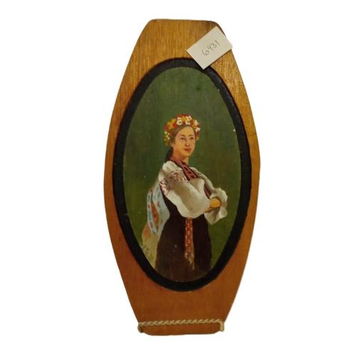WOOD WALL PLAQUE WITH HAND PAINTED UKANIAN WOMAN