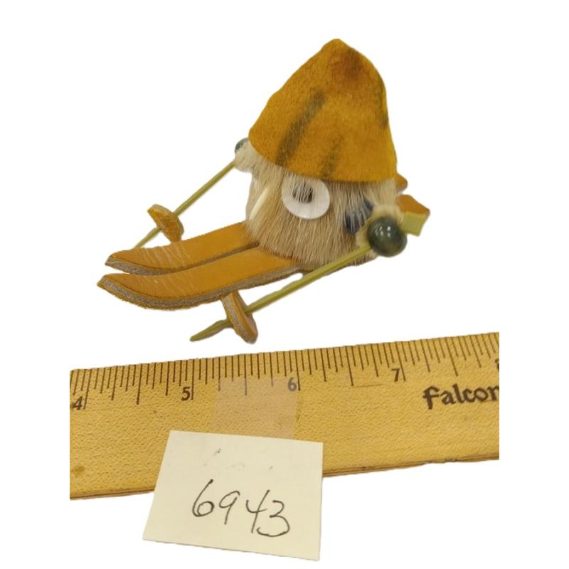 WHIMSICAL SKIING FIGURE