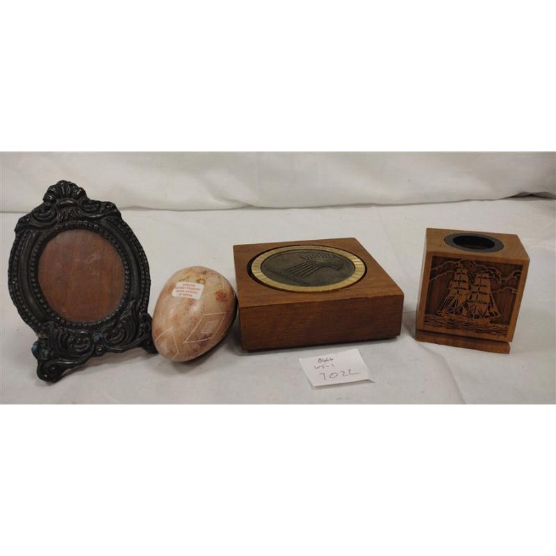 KENYA EGG, FRAME, COASTERS, PEN HOLDER