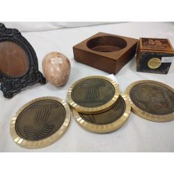 KENYA EGG, FRAME, COASTERS, PEN HOLDER