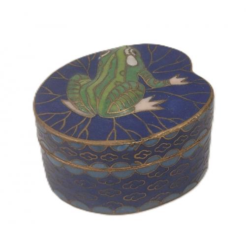VINTAGE CHINESE CLOISONNE FROG BOX