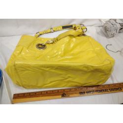 STEVEN MADDEN BRIGHT YELLOW - SOME WEAR ON SHOULDER SCRAP