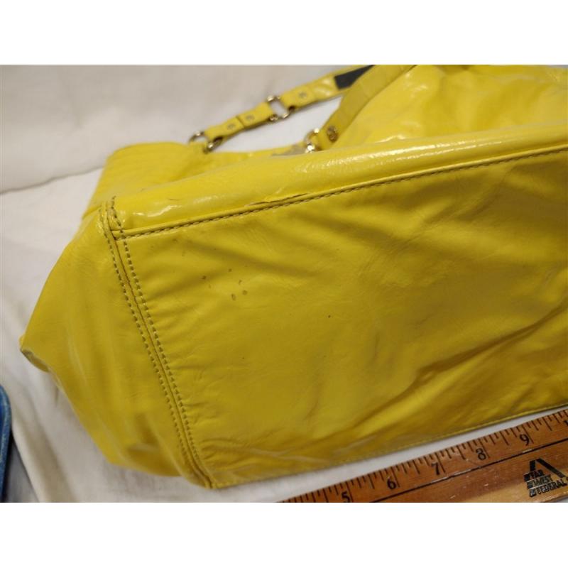 STEVEN MADDEN BRIGHT YELLOW - SOME WEAR ON SHOULDER SCRAP