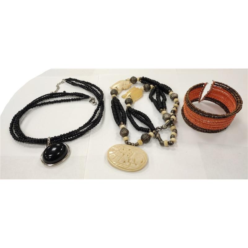 BEAD CUFF BRACELET AND NECKLACE WITH ELEPHANT FIGURES