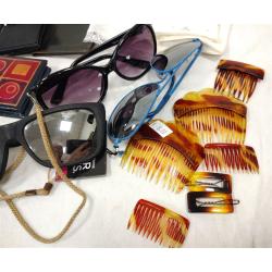 WALLETS AND EYE GLASSES