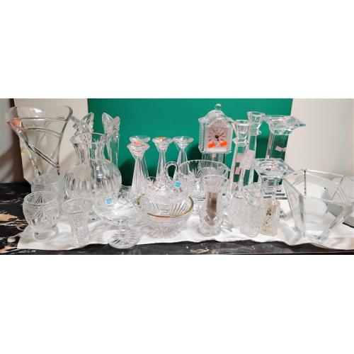 COLLECTION OF GLASS AND LEAD CRYSTAL