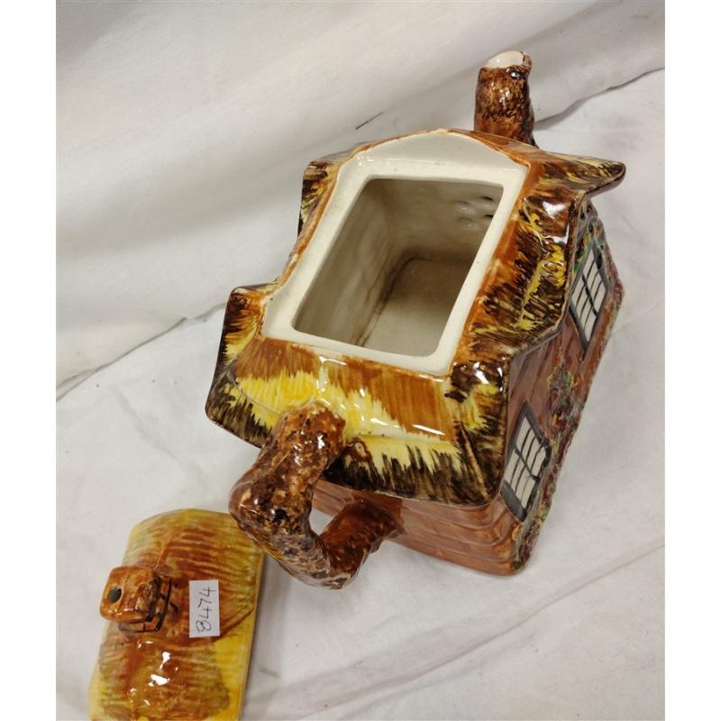 PRICE BROTHERS COTTAGE WARE TEAPOT, ENGLAND
