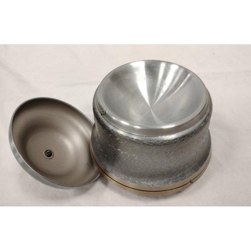 SMALL MUSICAL POWDER BOX WITH BAKELITE KNOB