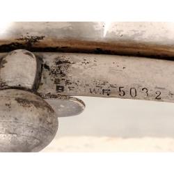 DOILIE IN ANTIQUE SILVER PLATED GLASS TRAY