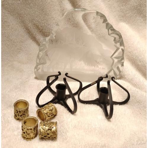CANDLE HOLDERS, ETCHED GLASS ELK SCULPTURE