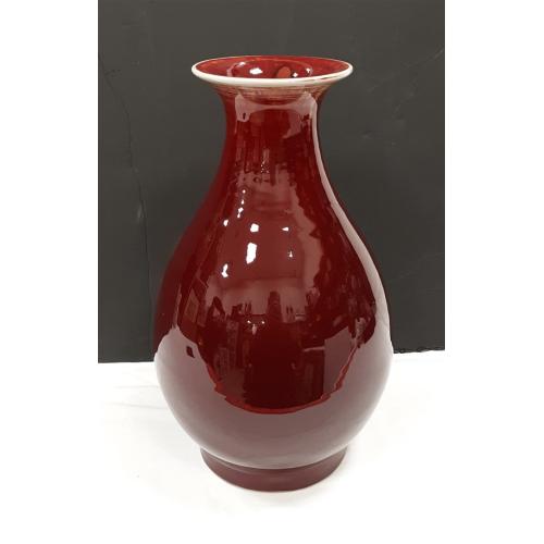 CHINESE OX BLOOD RED PORCELAIN VASE. LARGE SIZE