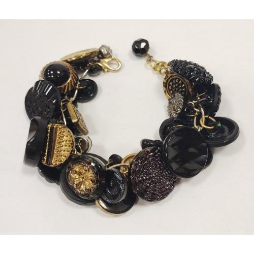 VINTAGE BUTTON BRACELET
