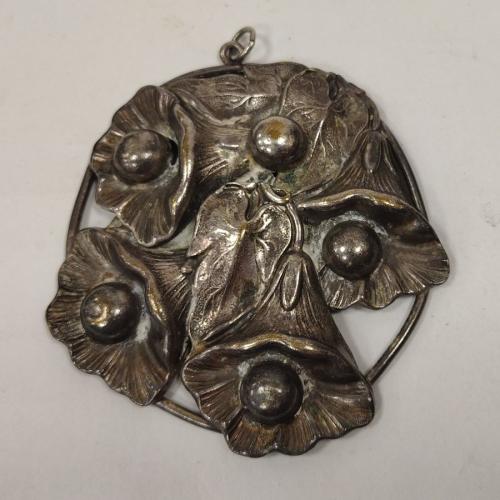 ART NOUVEAU STYLE TRUMPET FLOWER PENDANT
