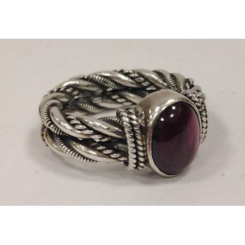 STERLING RING WITH CABOCHON AMETHYST