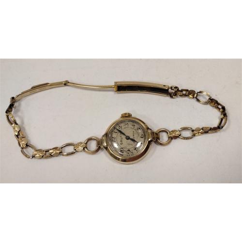 VINTAGE GRUEN LADIES 10K GOLD FILLED WATCH