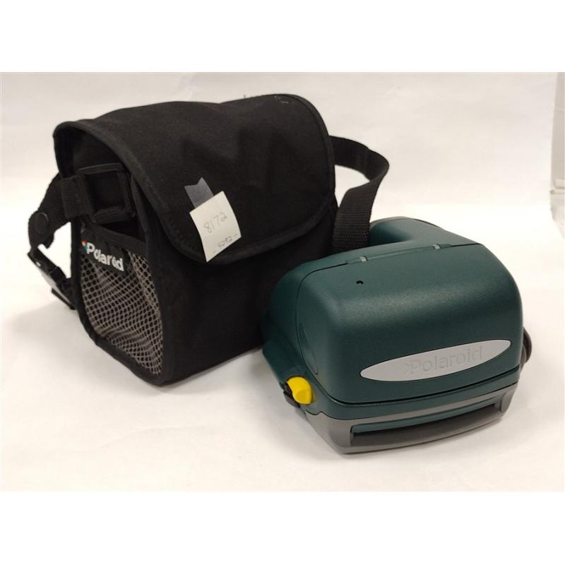 POLAROID ONE STEP EXPRESS CAMERA WITH CARRY CASE
