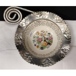 FARBER & SHELVING BOWL IN ORNATE ALUMINUM FRAME.