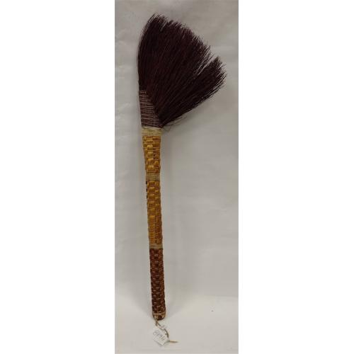 SHAKER STRAW WISK BROOM