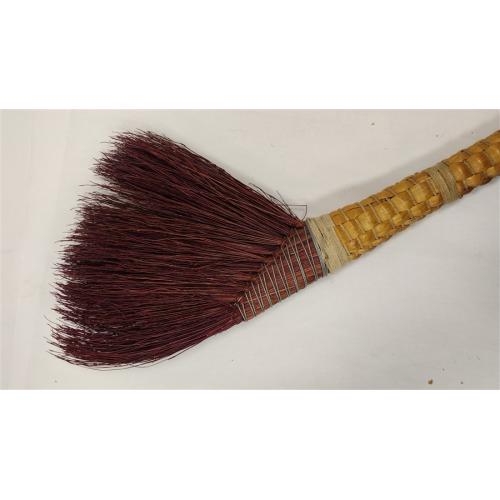 SHAKER STRAW WISK BROOM