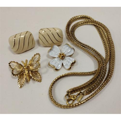 VINTAGE MONET JEWELRY