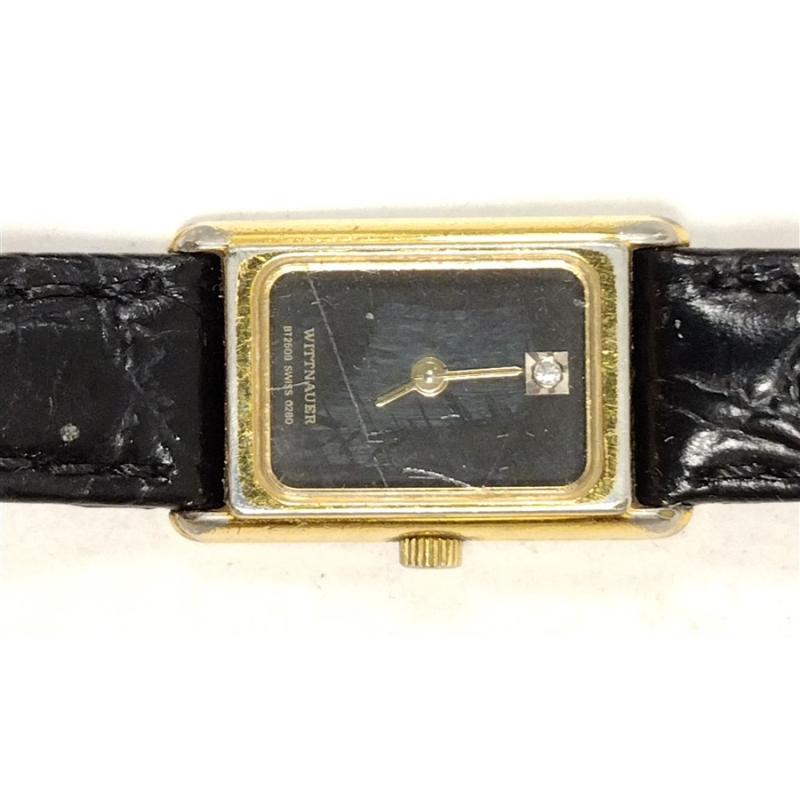 WITTNAUER WRIST WATCH AS IS BROKEN CRYSTAL