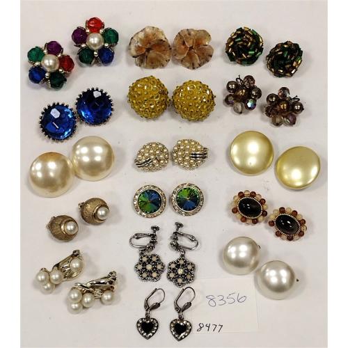 16 PAIRS OF VINTAGE CLIP ON EARRINGS