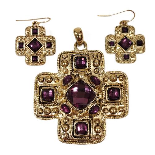 COSTUME JEWELRY PENDANT WITH MATCHING EARRINGS