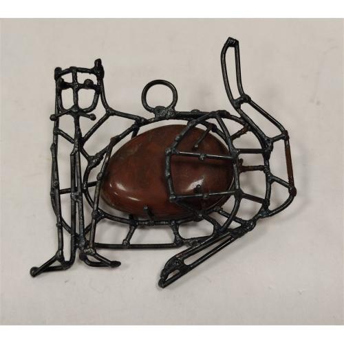 JOE POLICE  - OREGON WIRE SCULPTURE ARTIST CAT PENDANT WITH RED JASPER
