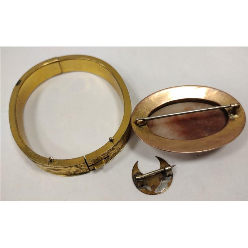 ANTIQUE JEWELRY BRACELET, CRESENT PIN, AND AGATE PIN