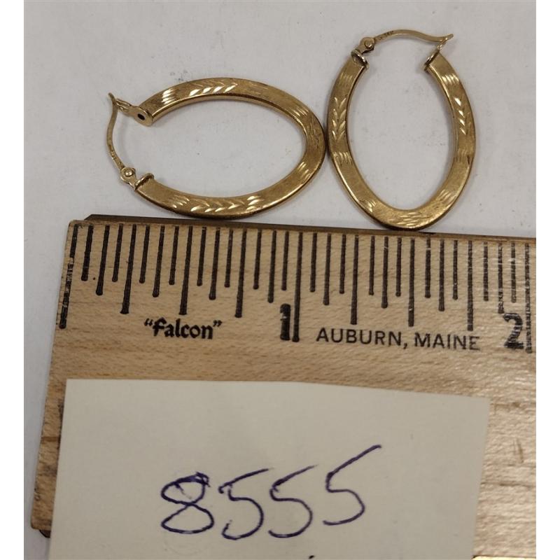 PAIR OF 14K HOLLOW GOLD HOOP EARRINGS WITH ETCHED DESIGN