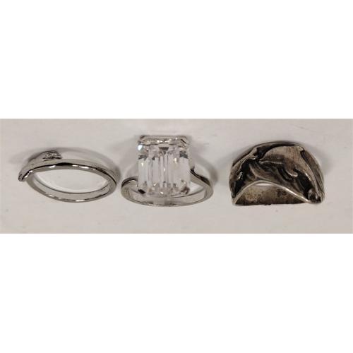 THREE STERLING RINGS