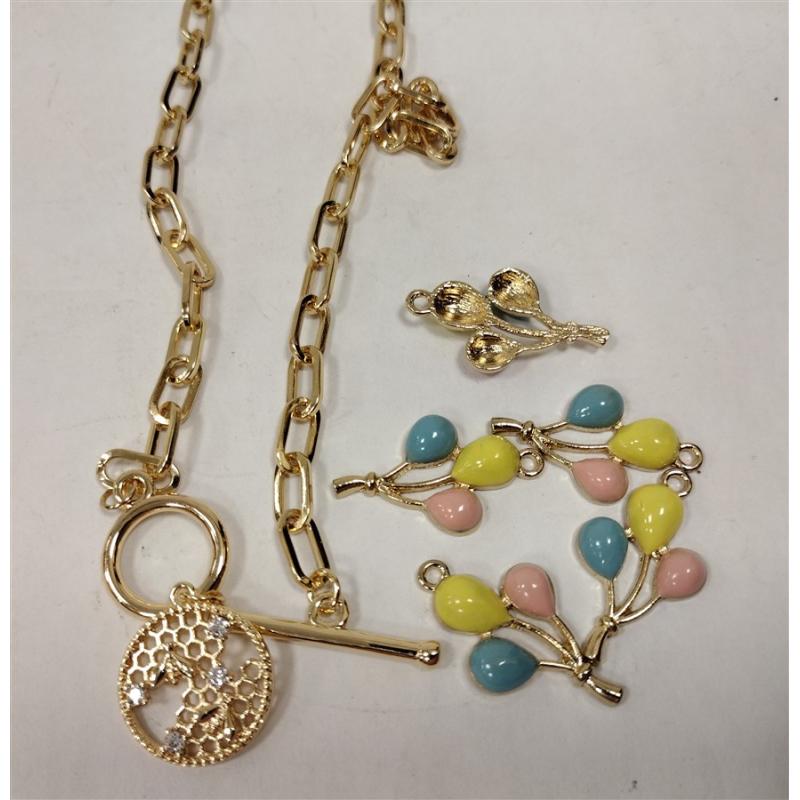 9 CONTEMPORARY NECKLACES WITH PENDANTS, 5 BALLOON CHARMS