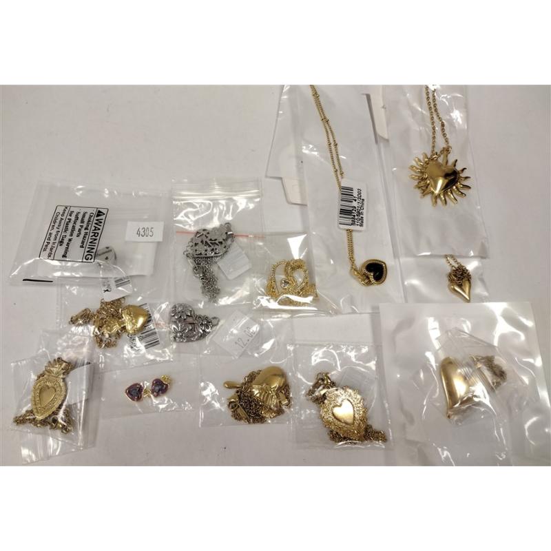 HEART SHAPED PENDANTS AND CHAINS - 14 PIECES OF JEWELRY TOTAL
