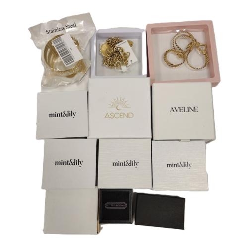 NEW IN BOX CONTEMPORARY JEWELRY 12 BOXES - 14 PIECES TOTAL
