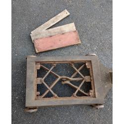 ANTIQUE FAIRBANKS SCALE