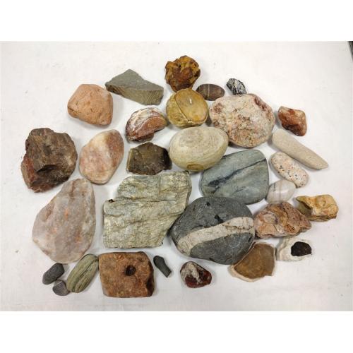 COLLECTION OF ROCK SPECIMENS, SOME POLISHED