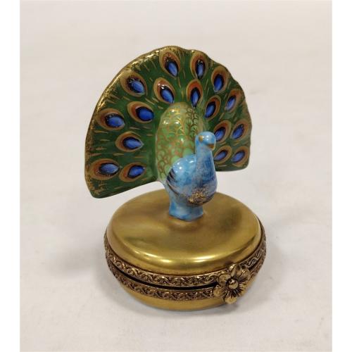 LIMOGES FRANCE PEACOCK TRINKET BOX PEINT A LA MAIN