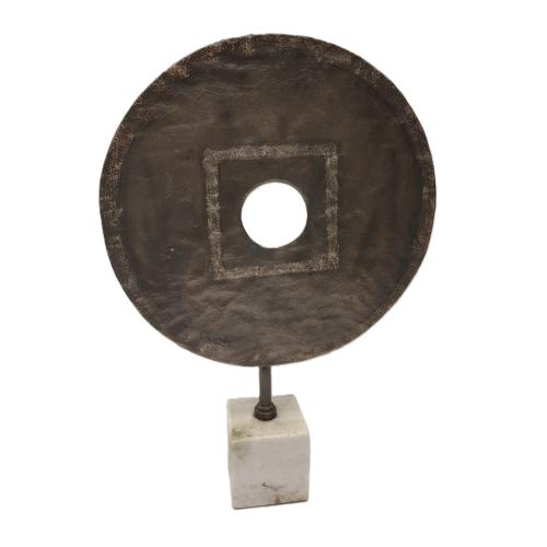 METAL SCULPTURE ON STONE BASE, IN THE FORM OF A CHINESE COIN