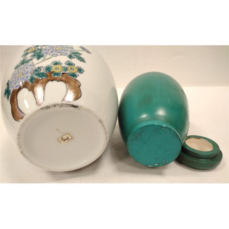 CERAMIC JAPANESE GINGER JAR AND TOYO JAPAN PORCELAIN VASE