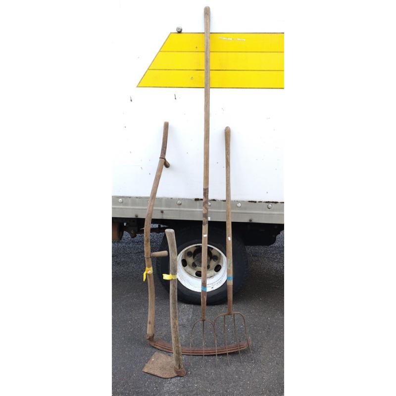 ANTIQUE YARD TOOLS INCLUDING SCYTHE