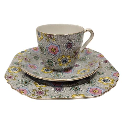 LORD NELSON KALIDESCOPE SUITE: TEACUP, SAUCER AND LUNCH PLATE