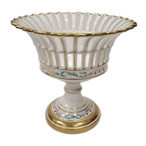 ANTIQUE PORCELAIN COMPOTE