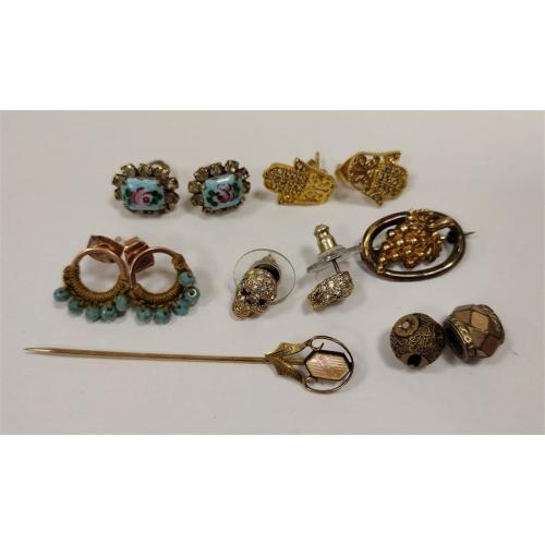 VINTAGE JEWELRY
