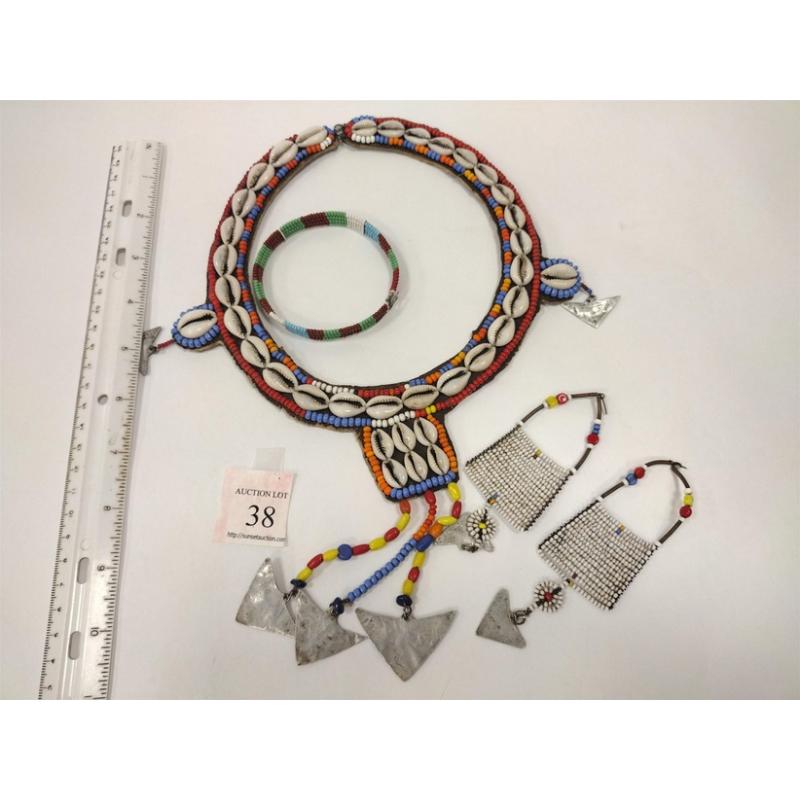 AFRICAN MAASAI NECKLACE AND EARRINGS SET