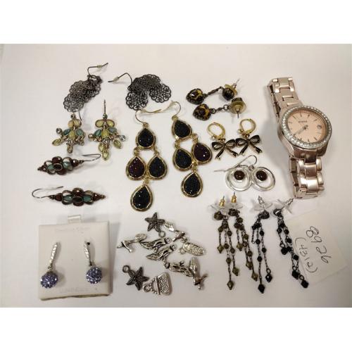 TEN PAIRS OF EARRINGS, CHARMS AND FOSSIL WATCH